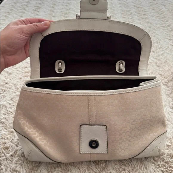 Coach Y2K Soho Handbag: Ivory Signature Jacquard - Picture 6 of 8